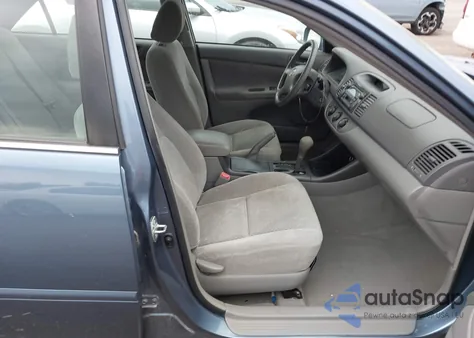 2004 Toyota Camry Le from USA, damaged, VIN 4T1BE32K84U925680